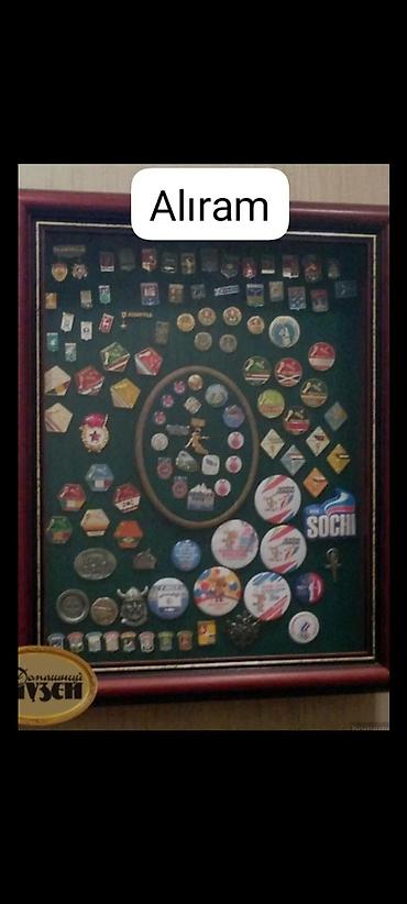 Kolleksiya üçün nişan və badge vitrin komplekti - Şüşəli çərçivə