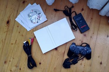 PS2 & PS1 (Sony PlayStation 2 & 1): #Playstation 2 ideal vəziyətdə əla işləyir diskləri rahat açır bir