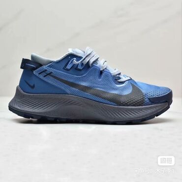 zhenskie krossovki nike court: Продаю новые кроссовки Nike размер 44