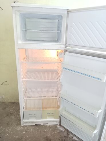 xaladeniklər: 2 двери Nord Холодильник Продажа, цвет - Белый