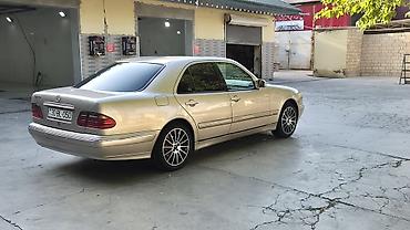maybach disk qiymeti: Mercedes-Benz E-Class: 2.4 l | 2000 il Sedan — 7