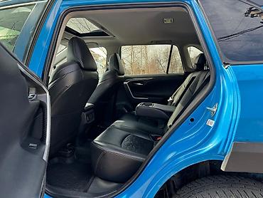 Toyota: Toyota RAV4: 2019 г., 2.5 л, Автомат, Бензин, Внедорожник — 10