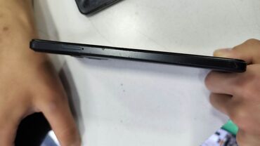 honor ekran: Poco M5, 128 GB, rəng - Qara, Barmaq izi, Face ID