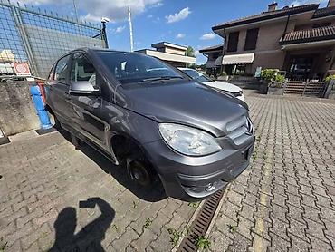 Automobili: MERCEDES BENZ B KLASA 2010. GOD. - KOMPLETAN AUTO U DELOVIMA | — 3