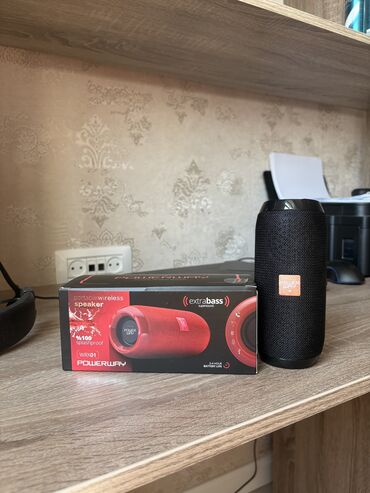 Mikrofonlar: İşlənmiş Audio Pro Kolonka, Növ - Bluetooth, rəng - Qara