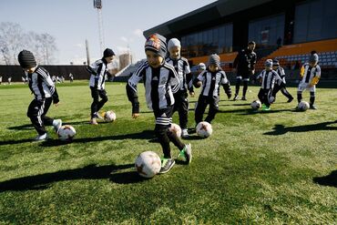 Другие курсы: Футбольная академия в центре города для детей от 4-16 лет Все