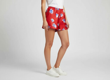 wzorzyste spódnice: Shorts for women, size One size at lalafo.pl wzorzyste spódnice: Shorts for women, size One size