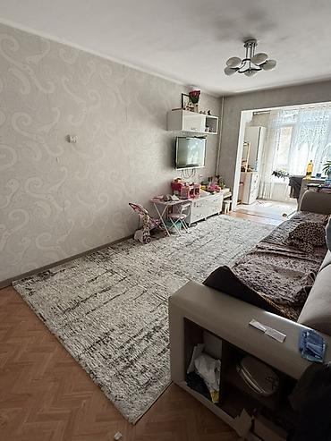 без ремонта: 3 комнаты, 58 м², 104 серия, 3 этаж, Старый ремонт — 5