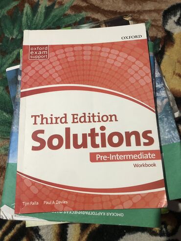 флипчарты подставка для досок лаковые: Third edition solutions pre intermediate workbook АБСОЛЮТНО НОВАЯ