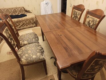 yedizdirmək üçün stul çexolu: Для гостиной, Б/у, Квадратный стол, 6 стульев at lalafo.az yedizdirmək üçün stul çexolu: Для гостиной, Б/у, Квадратный стол, 6 стульев
