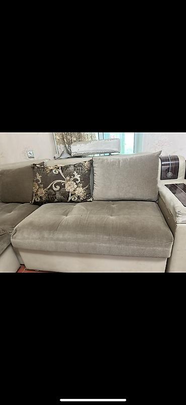 sofa: Угловой диван, C подушками — 4