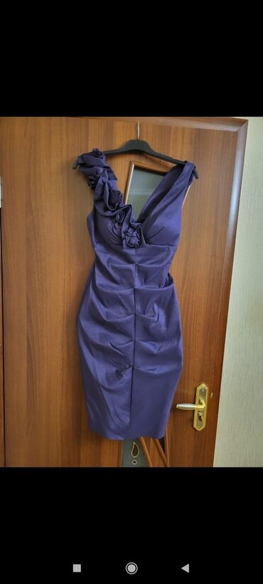 camış satılır: Вечернее платье, Мини, M (EU 38)