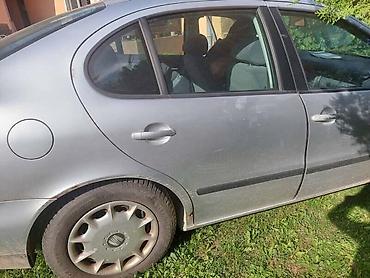 na prodaju golf 5: VRATA ZA SEAT LEON, TOLEDO | Vrata za Seat Leona i Toleda vise boja — 1