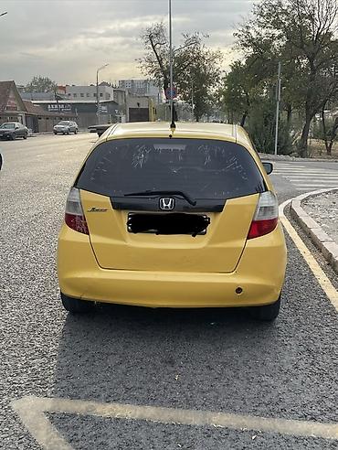 фит левый крыло: Honda Fit: 2008 г., 1.5 л, Механика, Бензин, Хэтчбэк — 3