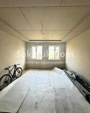 Продажа коттеджей и домов: 🏠Продается дом в селе Сокулук 🟡Комнаты: 4 🟡Участок: 4 соток — 5