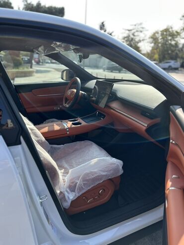 Changan: Changan Qiyuan Q07: 1.5 l | Krossover — 8