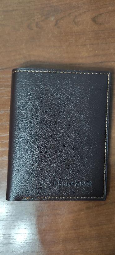 Кошельки: Для мужчин, которые ценят качественные, стильные аксессуары, мы — 9