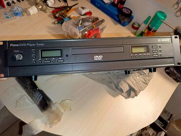 Qulaqcıqlar: Bosch markalar az işlənmiş DVD FM tüner heç bir problemi yoxdur