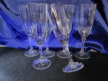 Čaše: Case nove za vino Luminarc Francuska 80te. Cese,sve na njima odsjaj — 9