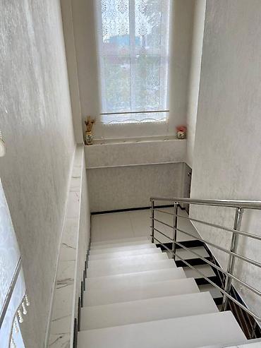 Продажа коттеджей и домов: Двухэтажный дом 150м2 с участком 4 сотки р-н Азия Молл, пересечение — 5