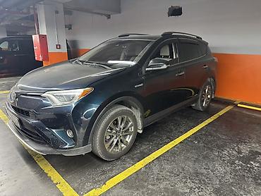шторка рав4: Toyota RAV4: 2018 г., 2.5 л, Автомат, Гибрид, Кроссовер — 1
