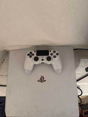 игры на сони 2: PlayStation 4 Pro цвет Glacier White Комплектация: - Консоль PS4 Pro — 1