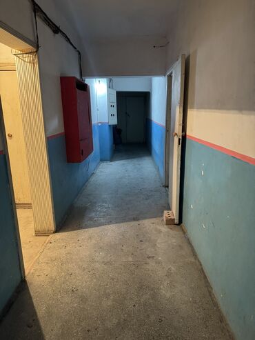 Медицинские центры: Продаю Стоматологический центр, 523 м², 8+, Без оборудования,1 линия — 13