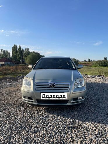 Toyota: Toyota Avensis: 2004 г., 1.8 л, Механика, Бензин, Седан