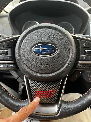 Тюнинг: Накладки на руль Subaru (STI-стиль), карбон/красный - Комплект — 1