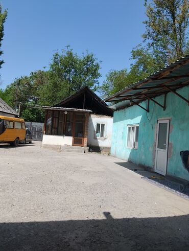сдаю 1 комнатную квартиру посуточно: Дом, 70 м², 4 комнаты, Собственник