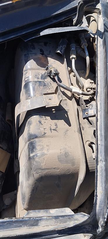 ВАЗ (ЛАДА): ВАЗ (ЛАДА) 2105: 2010 г., 1.6 л, Ручные, Бензин at lalafo.kg — 8 ВАЗ (ЛАДА): ВАЗ (ЛАДА) 2105: 2010 г., 1.6 л, Ручные, Бензин — 8