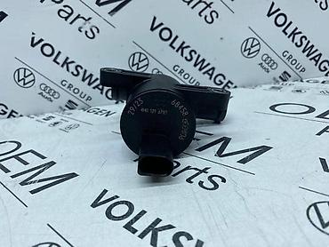 dvodobosno vitlo: POMOCNA PUMPA VODE ZA AUDI A6, A8, Q5 . - 4H0 121 671 D | Pomocna — 4