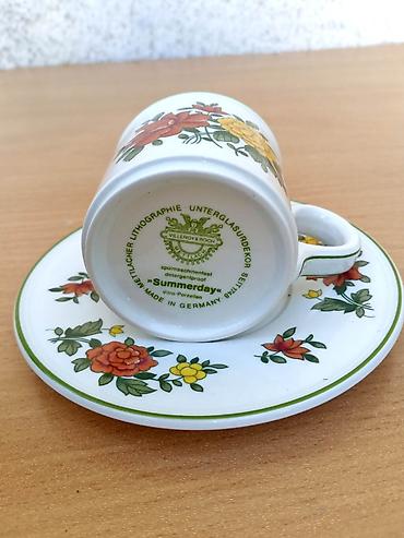 Umetnost i kolekcionarstvo: Lux Šolja za kafu sa tacnom Villeroy & Boch Skupocena, Vrhunski — 5