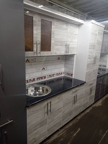 Кухонные шкафы: Кухонные гарнитуры Кухонные гарнитуры новые Ширина 2м Высота 2м — 15