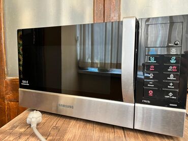 Mikrodalğalı sobalar: Mikrodalğalı soba Samsung, Ayrıca dayanan, Qril ilə, rəng - Gümüşü, İşlənmiş