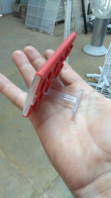 Vitrin üçün aksesuarlar: Bir başa istehsalçıdan.Məhsullarınız üçün özəl stend vitrinlər — 15