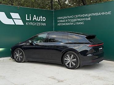 kaiyi e5: Lixiang i6: 2025 г., Автомат, Электромобиль, Кроссовер — 7