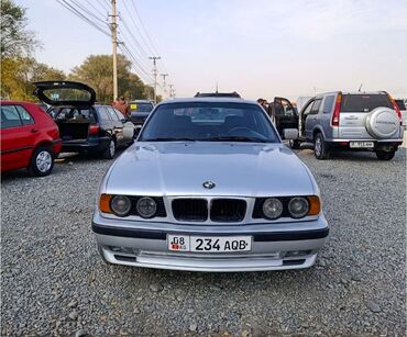 российский машины: BMW 520: 1991 г., 2 л, Механика, Бензин, Седан