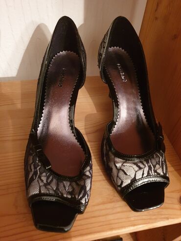 ženske kaubojske čizme: Sandale, Graceland, 39