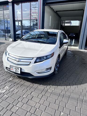 Chevrolet: Chevrolet Volt: 2013 г., 1.4 л, Вариатор, Электромобиль, Хэтчбэк