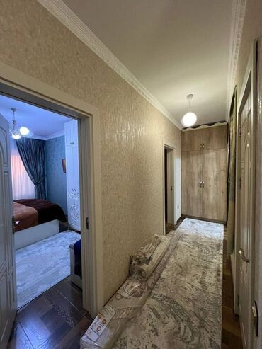 Həyət evləri və villaların satışı: Binəqədi qəs. 4 otaqlı, 150 kv. m, Yeni təmirli — 21