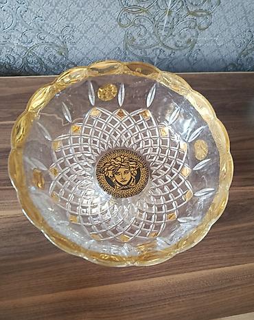 aksesuar qabi: Şüşə/qədəbənd meyvə qabı – ayaqlı, qızılı bəzəkli - Material: qalın — 1