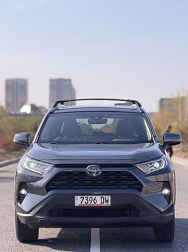 Toyota: Toyota RAV4: 2021 г., 2.5 л, Автомат, Гибрид, Кроссовер — 3