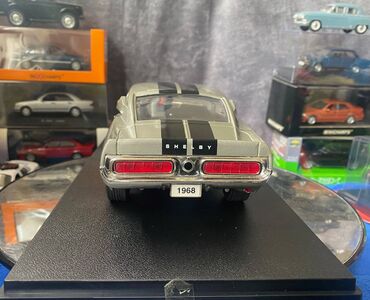 Avtomobil modelləri: Коллекционная модель SHELBY MUSTANG GT500KR silver 1968 Road — 12
