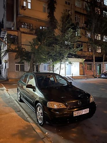 opel astra motor: Opel Astra G sedan - Kuzov: 4 qapılı sedan, tünd yaşıl rəng - — 4
