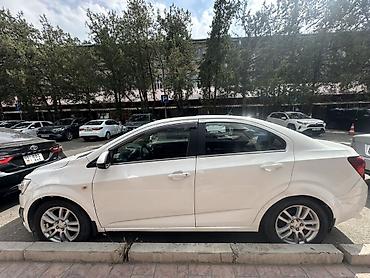 spark 2015: Chevrolet Aveo: 2014 г., 1.6 л, Механика, Бензин, Седан — 2