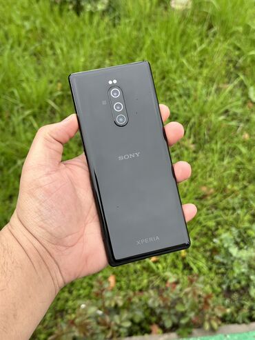 цена мини камеры: Sony Xperia 1, Б/у, 64 ГБ, цвет - Черный, 1 SIM