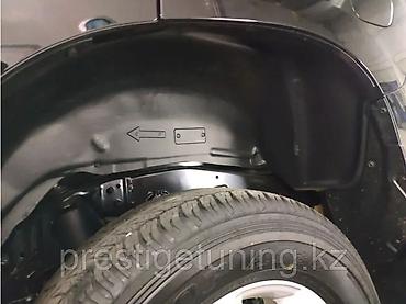 внедорожная: Подкрылок Комплект Toyota, Новый — 2