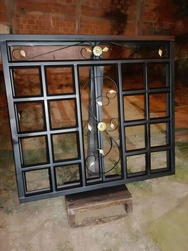 Barmaqlıqlar: Dəmir döymə pəncərə barmaqlıqları – dekorativ və təhlükəsiz həll - — 35