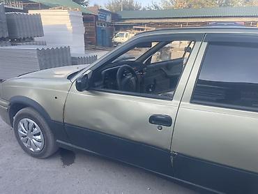 сокулук арал: Daewoo Nexia: 2008 г., Кол менен иштөөчү, Бензин, Седан — 6